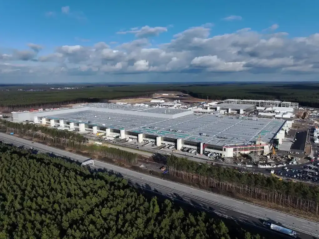 Total et Stellantis détaillent leur future méga-usine de batteries
